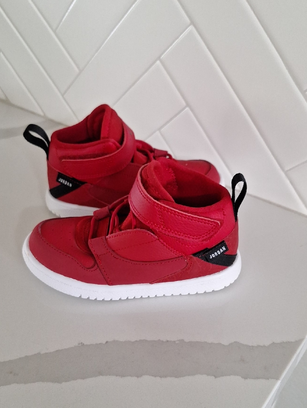 Jordan Fadeaway High-Top Sneakers